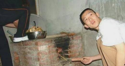 建湖网红吃瓜事件始末,从热议到真相大白